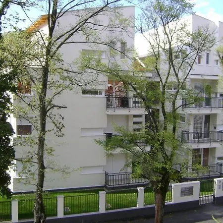Mandy Apartman Appartamento Siófok